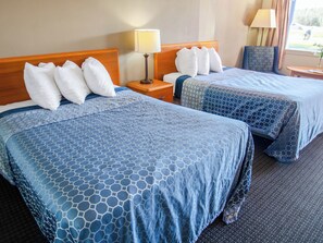 Single Room, 2 Double Beds | Desk, laptop workspace, blackout drapes, soundproofing - Sportsman's Inn Plymouth 252-793-3095 (Plymouth)