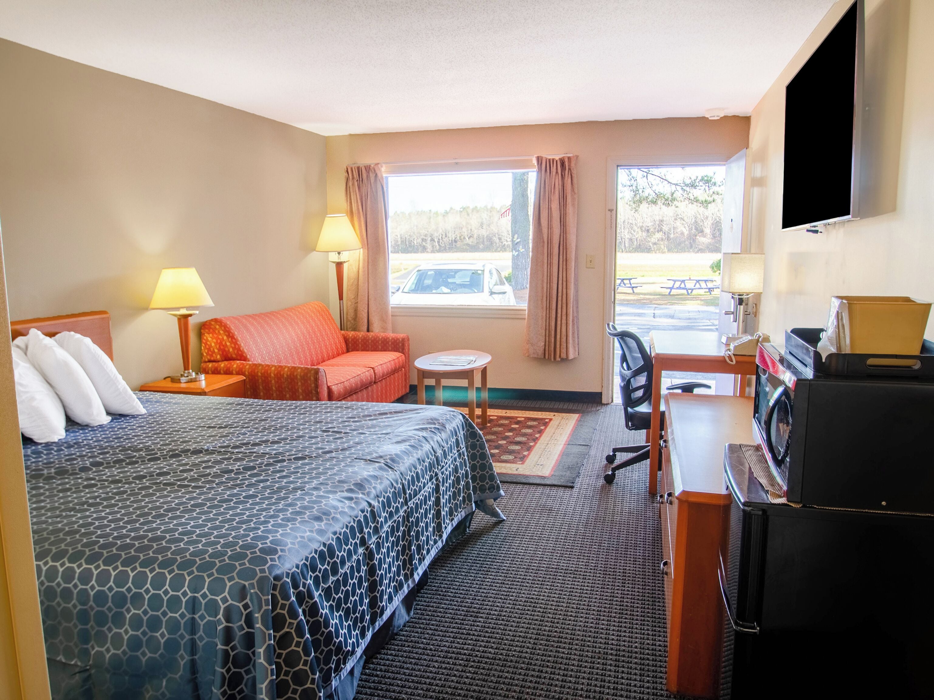 單人房, 1 張特大雙人床, 非吸煙房 | 書桌、手提電腦工作空間、遮光窗簾/窗簾、隔音