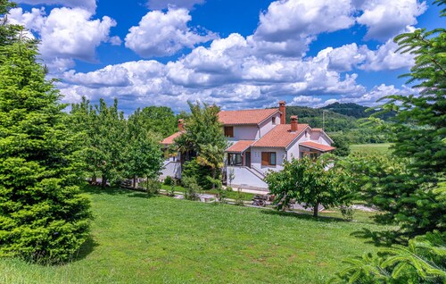 Nice apartment in Karojba with WiFi