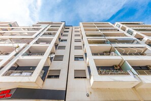 Exterior - Kondo Stays - Terracotta 1 (Vlorë)