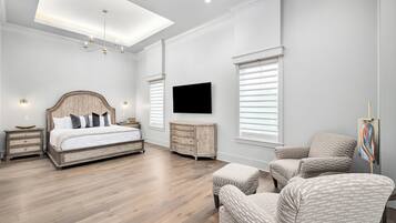 1 bedroom, bed sheets