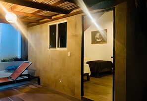 1 chambre, fer et planche à repasser, Wi-Fi, draps fournis