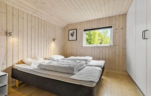 5 habitaciones, cuna de viaje y wifi gratis