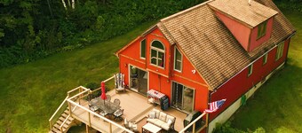 Cozy Vermont Cabin · Mountain Views · Near Okemo