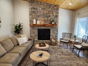 TV connectée, cheminée