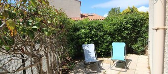 Villa for 5 persons, with nice fenced corner terrace, AIR CO only 400m vom the beach of...