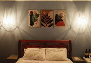 1 bedroom, desk, free WiFi, bed sheets