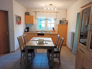 Uklassifisert bilde, 5 av 13, knapp