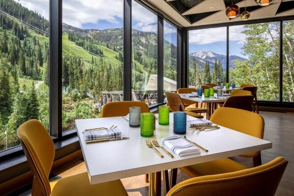 Dining - 2 Bedroom Luxury Suite at The Cliff Lodge Wasatch Wildflower Festival (Alta)