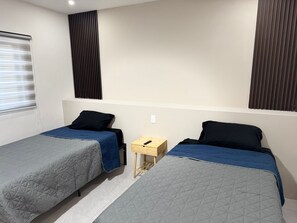 基本客房 | 書桌、手提電腦工作空間、免費 Wi-Fi、床單