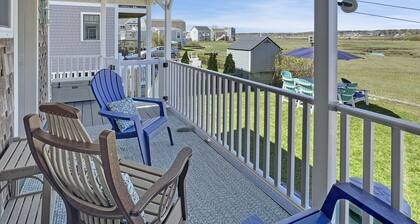 Sea Esta - 4 Bedroom cottage with best spot in Wells Beach