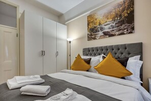 2 Schlafzimmer, Bügeleisen/Bügelbrett, kostenloses WLAN, Bettwäsche