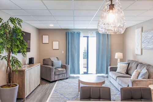 Shore View Haven | In the Heart of Downtown