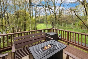 Property grounds - Mountain Home on Beautiful Golf Course (Beech Mountain)