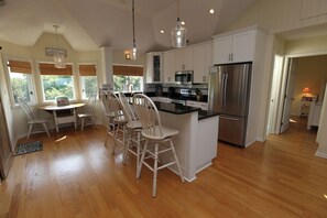 Fridge, microwave, oven, stovetop - CAROLINA DREAMIN' - 4 BR Soundside Vacation Home in Duck w/Private Pool (Duck)