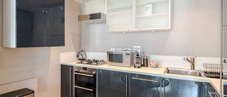 Fridge, microwave, oven, stovetop