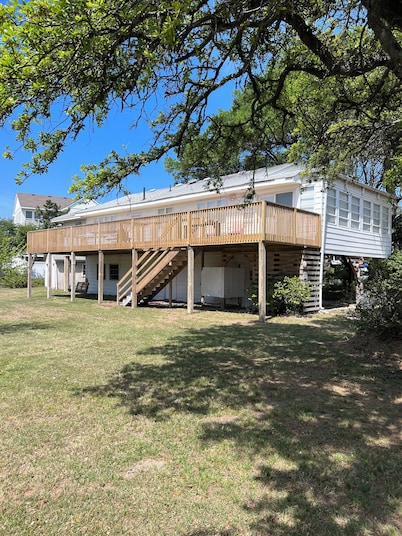 A coastal getaway in a private neighborhood in quaint Duck, NC
