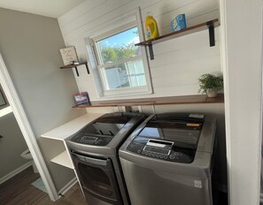 Interior - Relax Inn Ultimate home  (Virginia Beach)