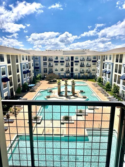 Apartment in the Heart of Frisco