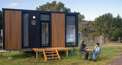 Sparkling Tiny House by Tiny Away