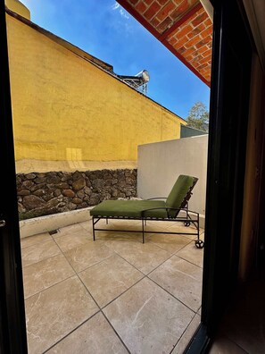 Interior - Charming Studio- Outdoor Salt Water Pool in Ajijic (Ajijic)