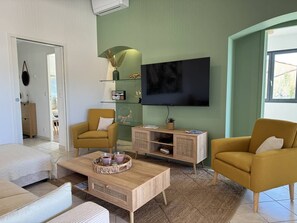 TV - Porquerolles au Lavandou (LE LAVANDOU)