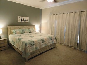 3 bedrooms, WiFi, bed sheets, wheelchair access