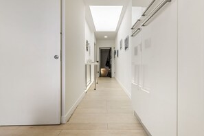 Interior - GuestHost - Modern 83 sqm apartment, perfect for 5 people, located on the second floor of an ancient building (NO lift and some steps to access it). The property is located in La Cala, a picturesque port located in the heart of Palermo, just 12 minutes o (Palermo)