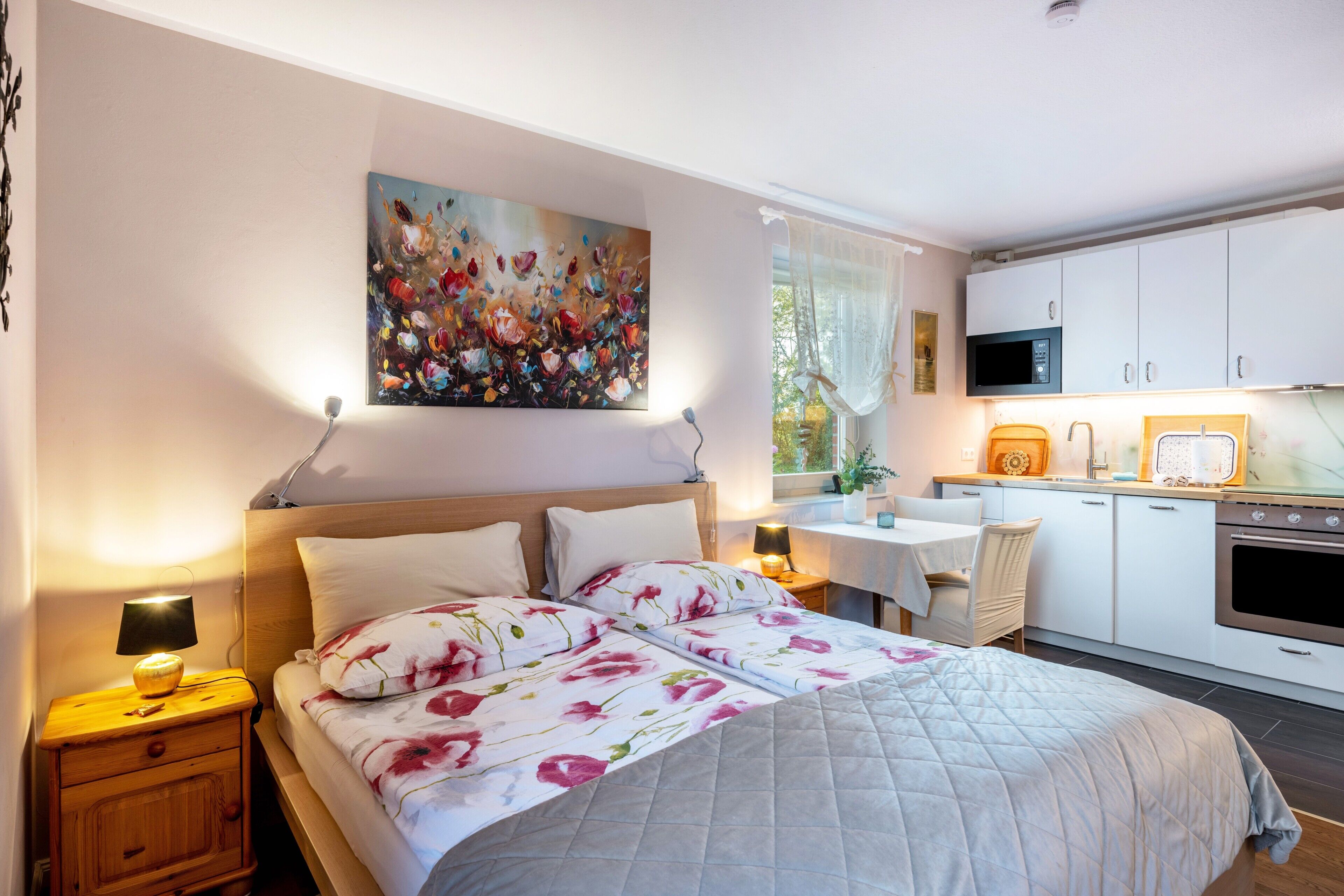 1 slaapkamer, een strijkplank/strijkijzer, gratis wifi, beddengoed