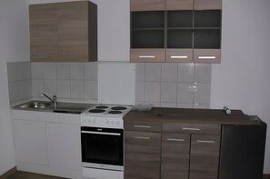 雪櫃、焗爐、爐具、咖啡機/沖茶器