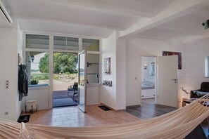 3 habitaciones, wifi gratis y ropa de cama