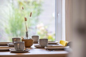 Dining - Nadou - Holiday Home Lupus 1 in the Upper Danube Valley (Beuron)