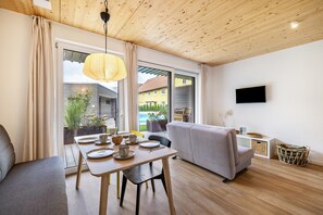 TV - Nadou - Holiday Home Lupus 1 in the Upper Danube Valley (Beuron)
