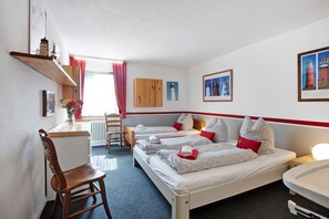 4 habitaciones, wifi gratis y ropa de cama 