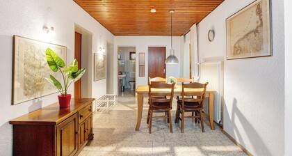 Holiday Home 'Haus vor Anker' with Mountain View, private Garden & Wi-Fi