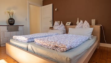 1 chambre, fer et planche à repasser, accès au Wi-Fi (inclus)