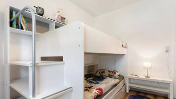 2 chambres, fer et planche Ă repasser, Wi-Fi gratuit, draps fournis