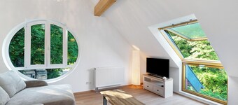 Apartment 'Ferienwohnung Am Hirschfelsen' with Private Terrace and Wi-Fi