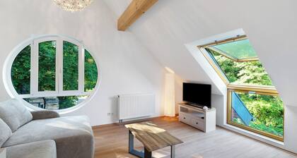 Ferienwohnung Am Hirschfelsen" mit privater Terrasse und WLAN