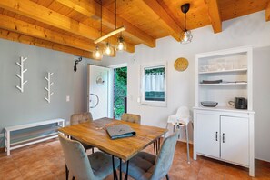 Dining - Apartment 'Ferienwohnung Am Hirschfelsen' with Private Terrace and Wi-Fi (Bühlertal)