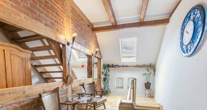 Apartment 'Ferienwohnung Mit GroĂem Garten' with Shared Terrace, Shared Garden and Wi-Fi