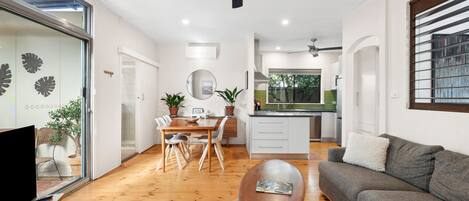 TV, fireplace, offices