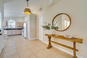 Interior - 11 Mi to WDW: Kissimmee House w/ Private Pool! (Kissimmee)