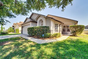 Exterior - 11 Mi to WDW: Kissimmee House w/ Private Pool! (Kissimmee)