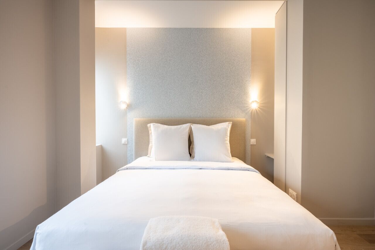 1 chambre, fer et planche à repasser, lit parapluie, Wi-Fi