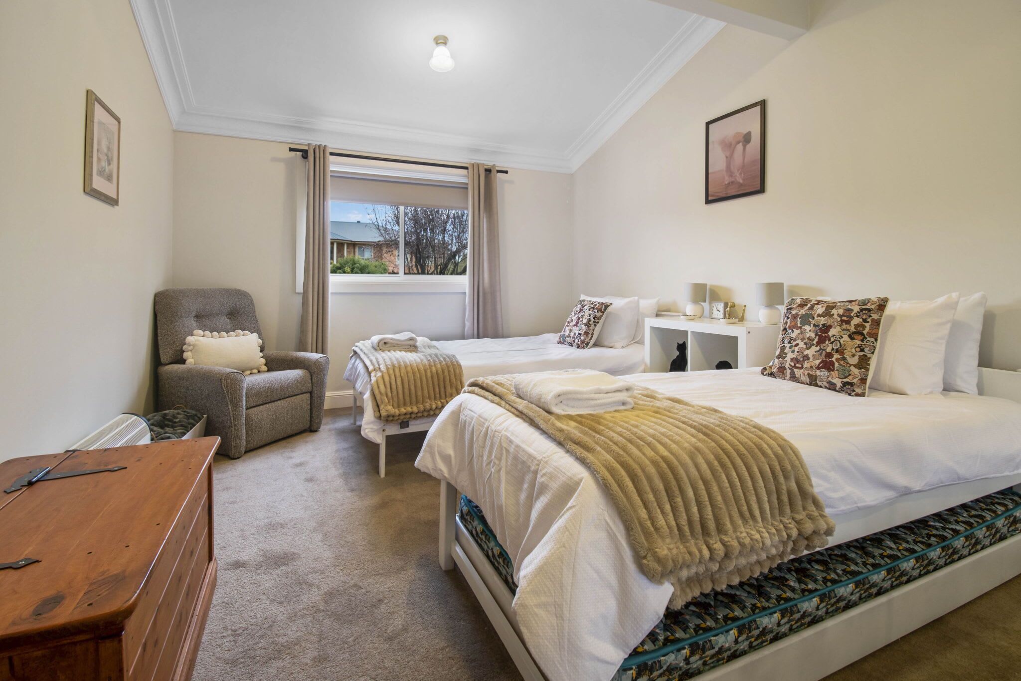 3 bedrooms, desk, iron/ironing board, travel cot