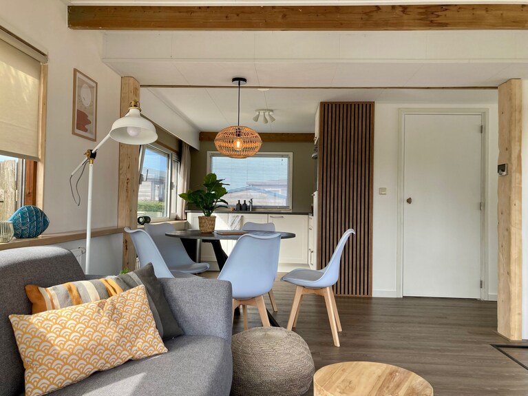 Chalet Cecil 4 Pers In Jachthaven Met Eigen Watertoegang En Kano - Ameland