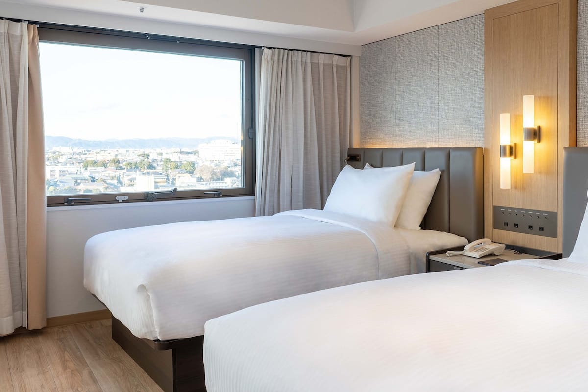 Deluxe Twin Room, Non Smoking | Soundproofing, free WiFi