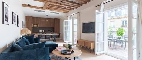 Televisio, työhuone