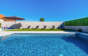 Pool - Amazing apartment in Tinj with kitchen (Tinj)